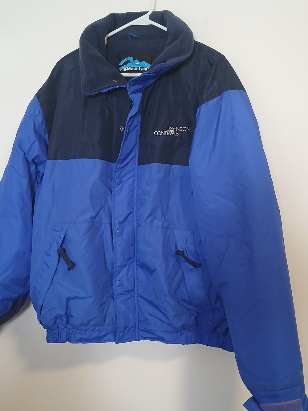 Johnson Controls Logo Men’s Blue & Navy Insulated Ski Jacket Large